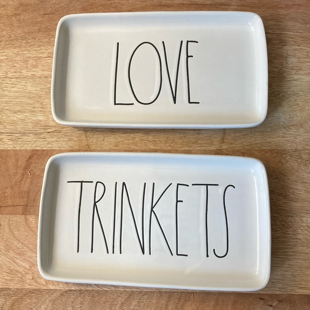 Rae Dunn Tray Set 🎀💖